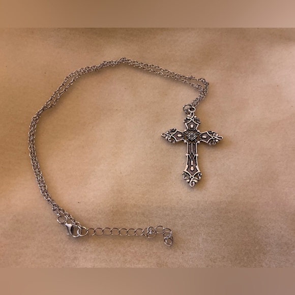 Jewelry - Sterling Tone Filigree Cross Pendant Necklace 26”